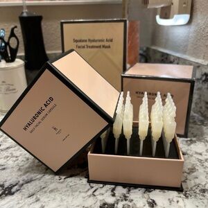 VIVIENNEHU Skincare Bundle